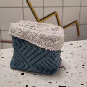 10 lingettes réutilisables avec le panier