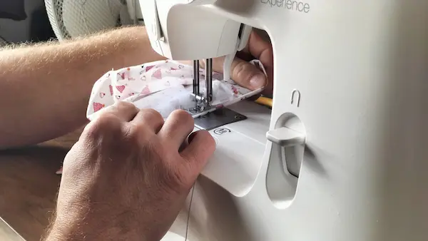 Article 12. Cours individuel de couture zéro déchet à Antibes : 4 étapes à ne pas négliger. 2 cours individuel couture ecoresponsable sac cadeau la fabrik disa antibes 1